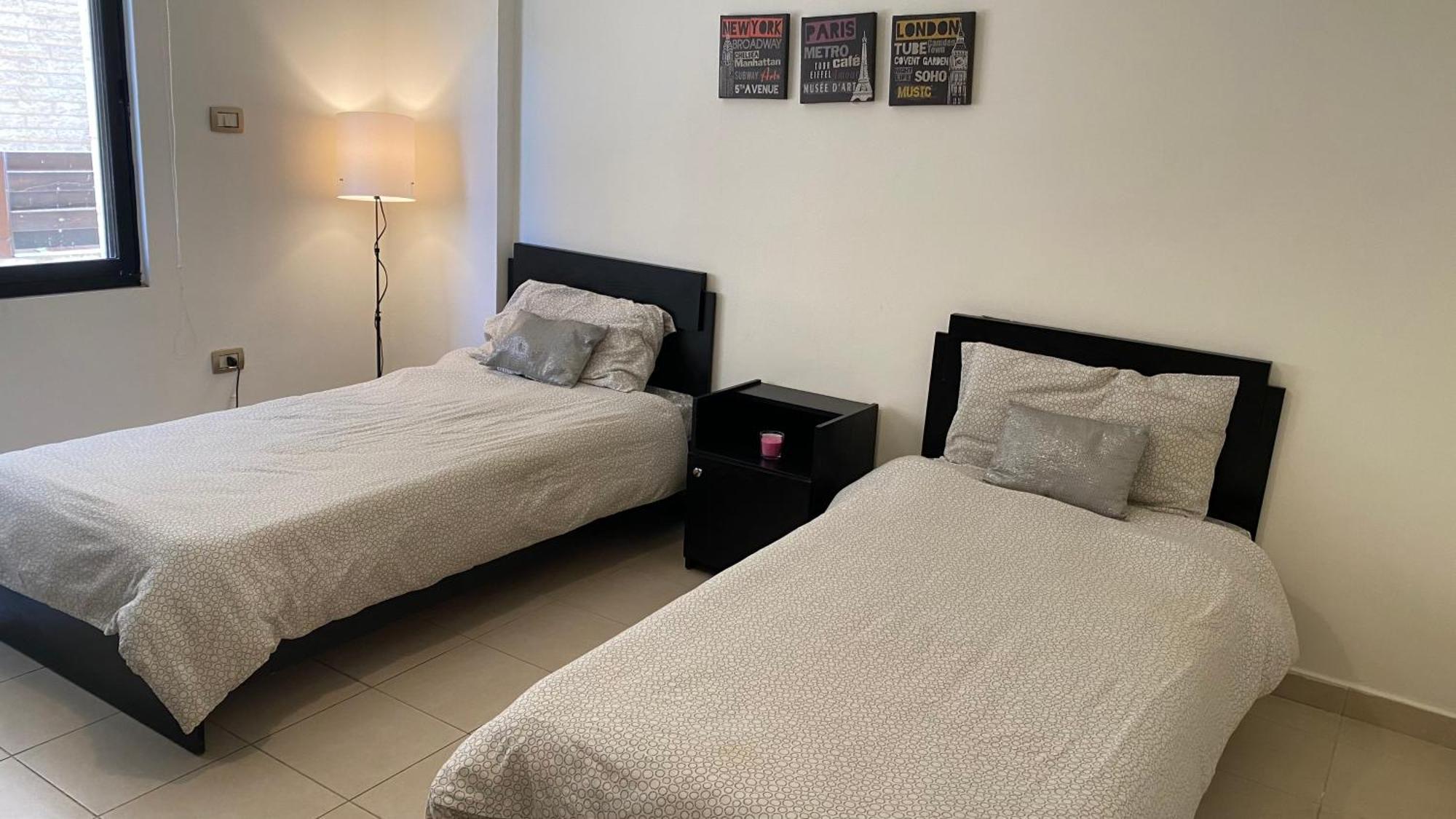 Dair Ghbar Apartment Amman Oda fotoğraf